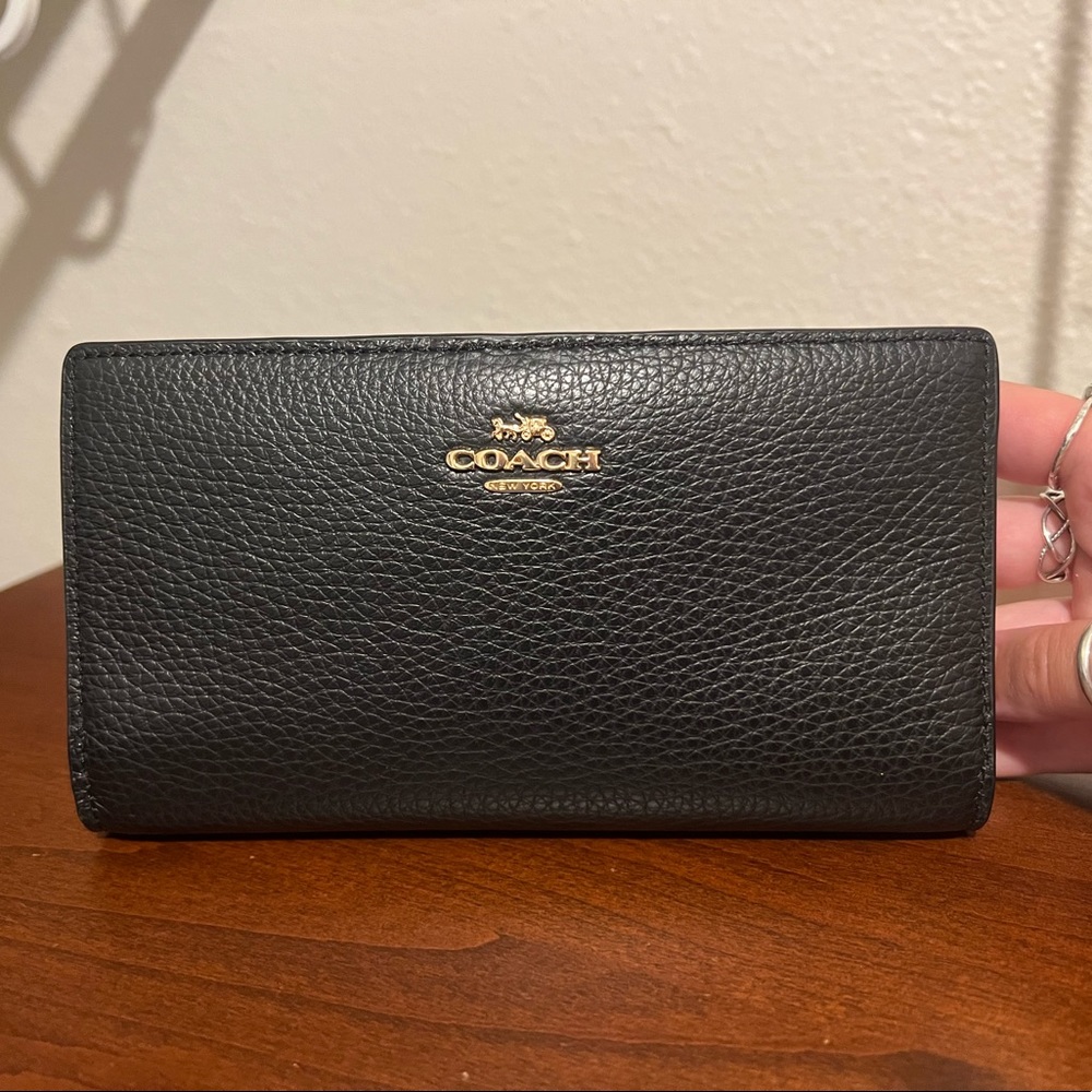NWOT - Coach Slim Zip Wallet